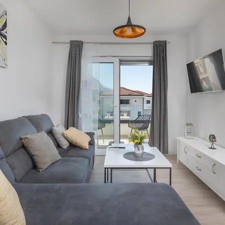 Second Ivana Apartament Makarska