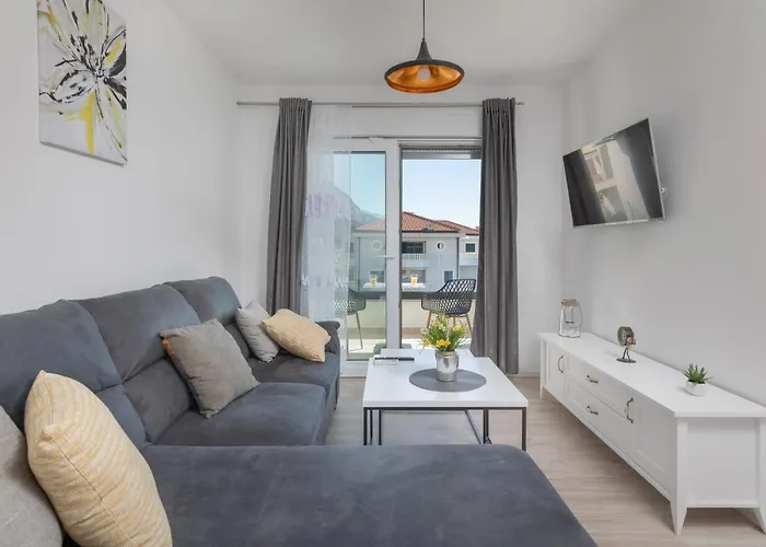 Second Ivana Appartement Makarska