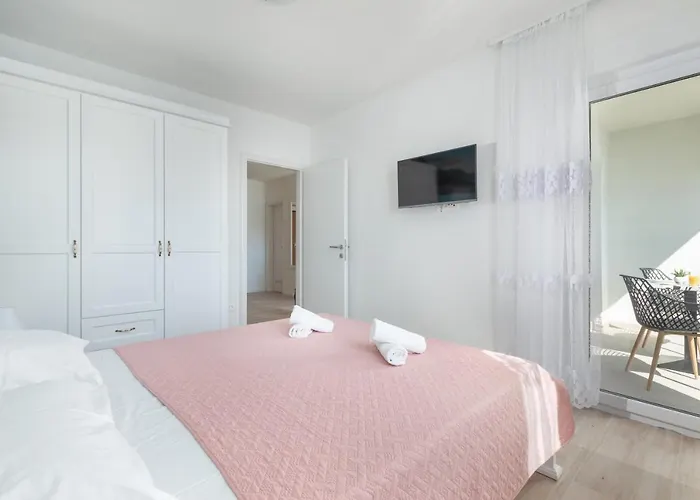 Second Ivana Appartement Makarska
